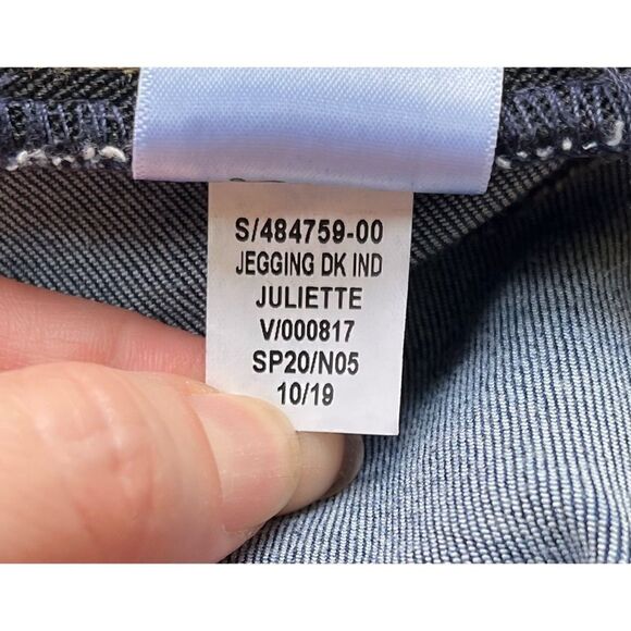 Old Navy Dark Indigo Wash Rockstar Mid-Rise Super Skinny Jeggings in Juliette - Picture 11 of 16